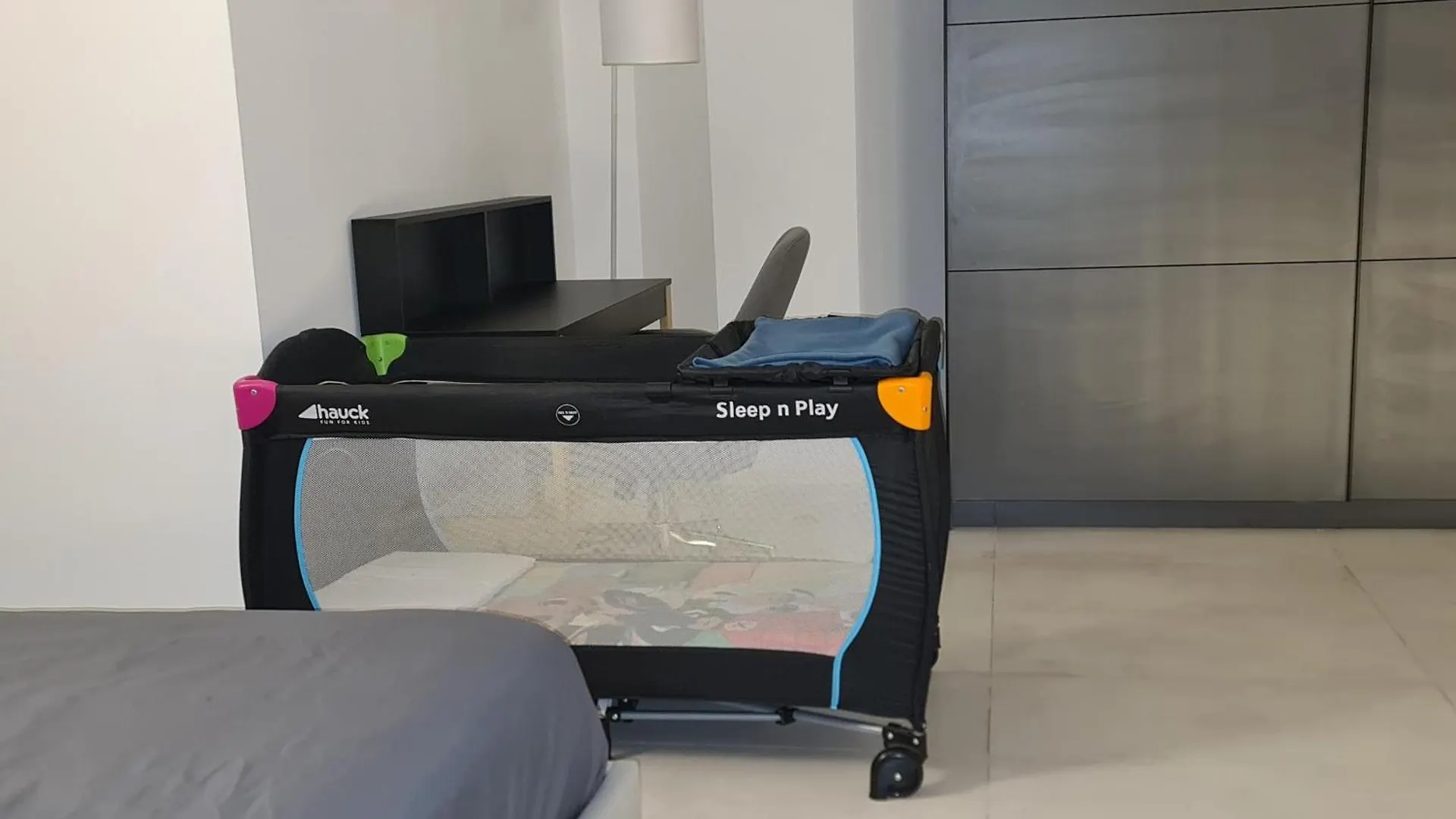 Milan Space Loft - Apartment Close To M5 Subway - Free Parking - Sky & Netflix Tv