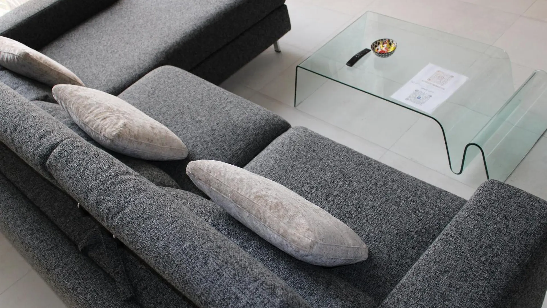 Milan Space Loft - Apartment Close To M5 Subway - Free Parking - Sky & Netflix Tv 0*,  Italien